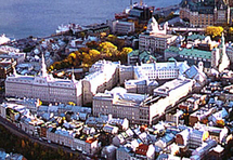 Site historique du Séminaire de Québec. Les édifices du Collège François-De-Laval se trouvent au premier plan à droite. Site historique du Séminaire de Québec. Les édifices du Collège François-De-Laval se trouvent au premier plan à droite.