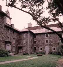Commémoration par les prêtres du Séminaire de Québec de l'arrivée des premiers sulpiciens en Nouvelle-France le 29 juillet 1657: Deux destins, une seule inspiration