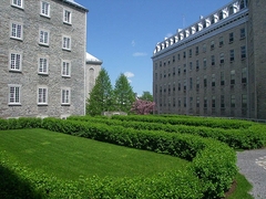 Vue du Pavillon Jérôme-Demers et du Pavillon Jean-Olivier Briand